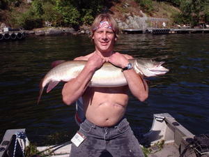 Pete Kopp with one of the tournament winning fish of Team Kopp
