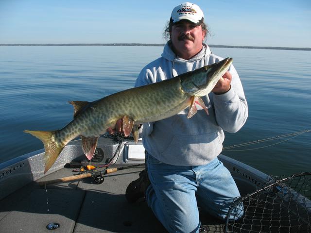 Pat Marshall with a beautifully marked 45" Mill lacs musky